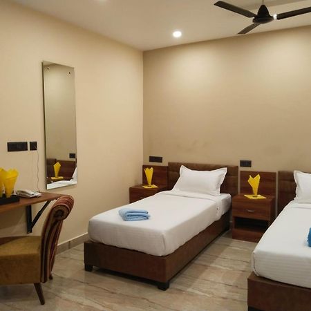 Hotel Windsor Plaza حيدر أباد المظهر الخارجي الصورة