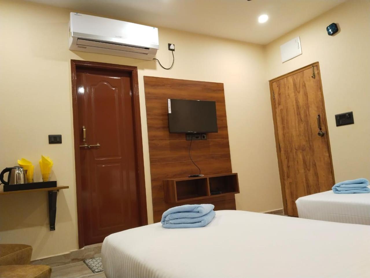 Hotel Windsor Plaza حيدر أباد المظهر الخارجي الصورة
